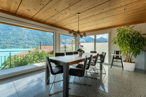 dinning with view
