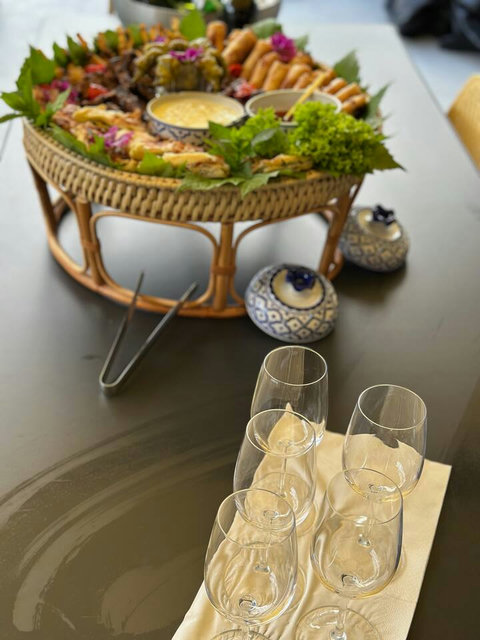 Indulge in Gourmet Catering! Showcase photo of our exclusive Private Chef service. Enjoy beautifully plated cuisine and effortless hosting. Every detail, from the food to the wine glasses, is managed by Swiss Dream Living for your perfect celebration