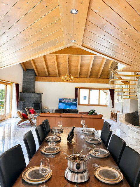 manor 1 dinning and living room