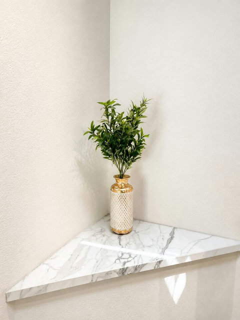manor 1 decor