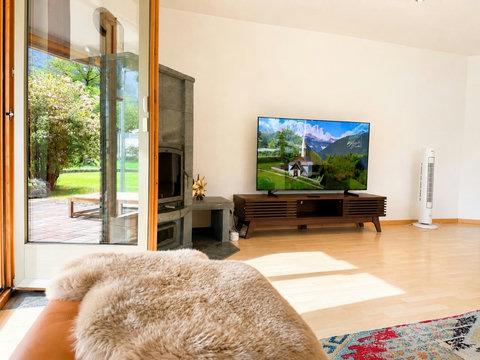 manor 2 TV