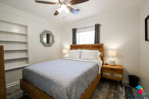 Bedroom 2 | Queen Bed | Ceiling Fan