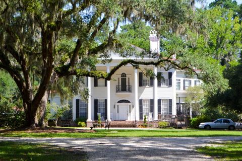 Myrtle Grove Plantation Nearby