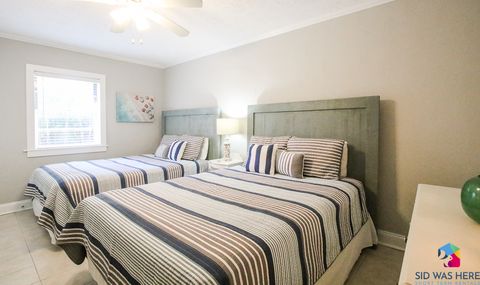 Two Queens in Second Bedroom