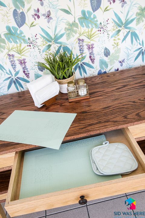 Decorative Detail / Furniture