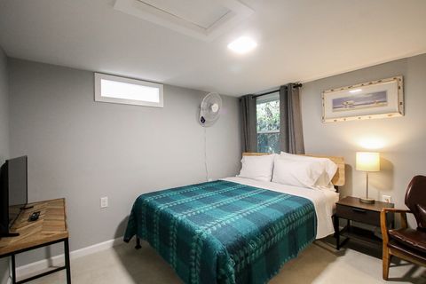 1 queen bed in the only bedroom with TV