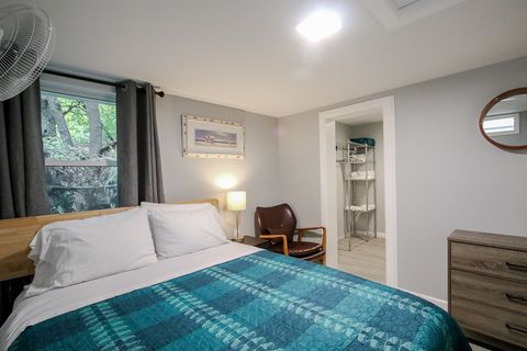 1 queen bed in the only bedroom with TV