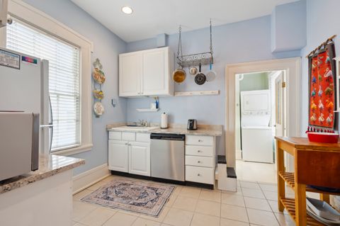 The kitchen is fully equipped with modern appliances, ample counter space, and all the essentials you need to prepare meals. It''s a bright and functional space, perfect for cooking and enjoying time with family or friends.