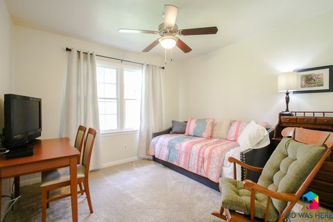 Bedroom 3: Trundle with Two Twin Beds