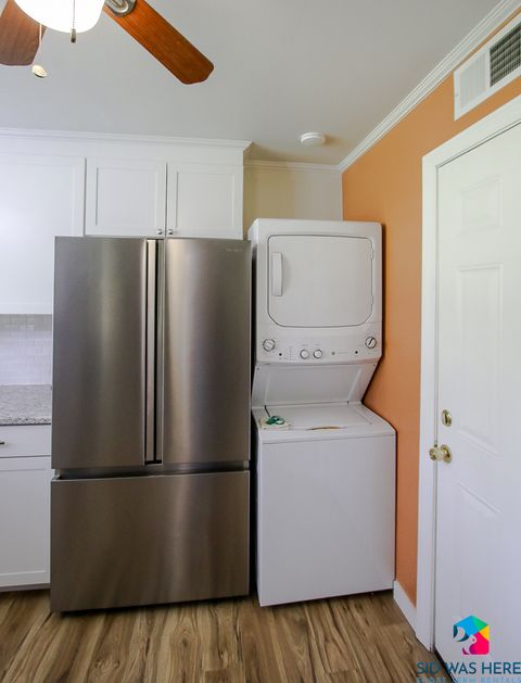 Refrigerator & Washer