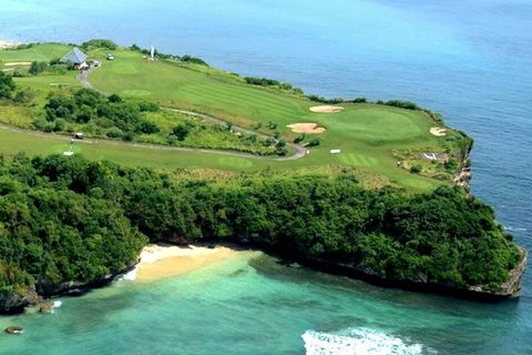 New Kuta Golf on the high cliff ➜ 10 min by scooter 
