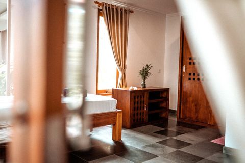 You have all you would need, an extra big king-size bed, big wardrobe, dresser, all quality solid wood.