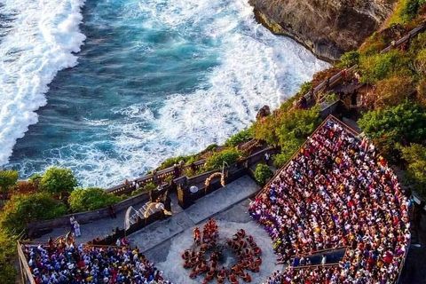 Uluwatu Fire Kecak Dance Show ➜ 20 min