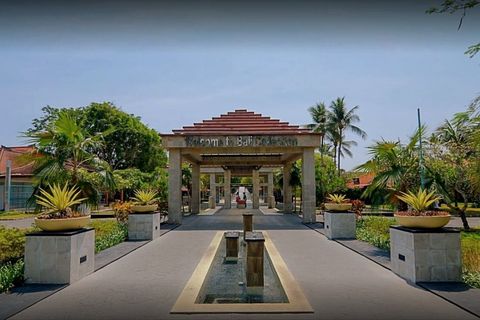 Bali Collection - Famous Brand Outlet and Local Souveniers shopping ➜ 25 min