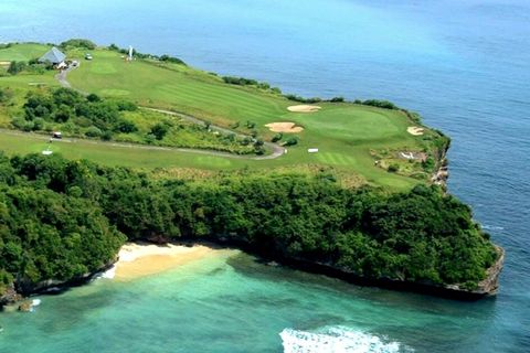 New Kuta Golf ➜ 10 min by scooter