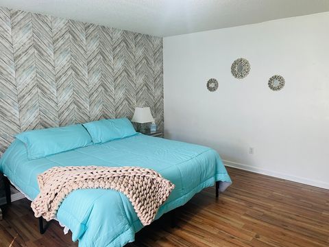 Primary Bedroom-King Bed