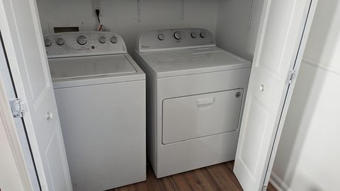 In-unit laundry