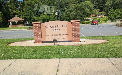 Large scenic family friendly park within 1 mile