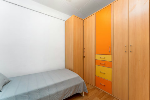 Single bedroom