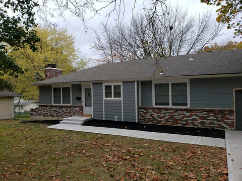 Left side view of the front of the house.