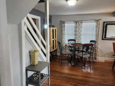 Another angle-picture of dining area.
