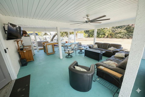 porch space