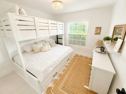 Bunk Room #2 - double and twin
