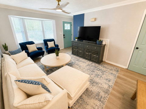 House 1 TV lounge
