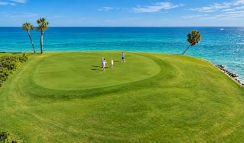 Oceanside golf green