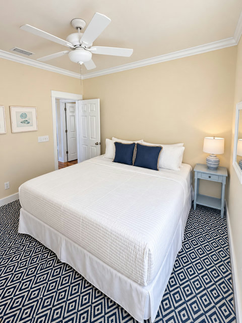 Second king bedroom with ceiling fan