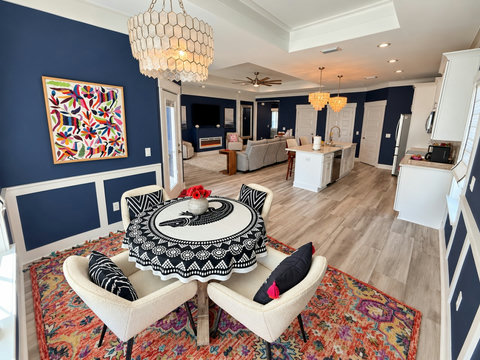 Dining nook with seating for four
