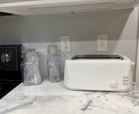 Toaster and plasticware available 