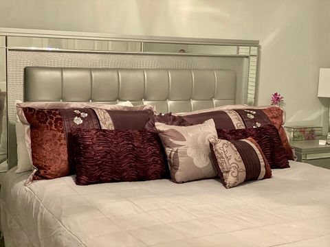 Master with grey bedding