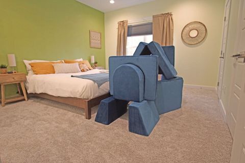 Kid's have the opportunity to build modern art masterpieces!  (Significant upgrades have been made to this room since this photo was taken.  The modular couch cushions are still featured!)