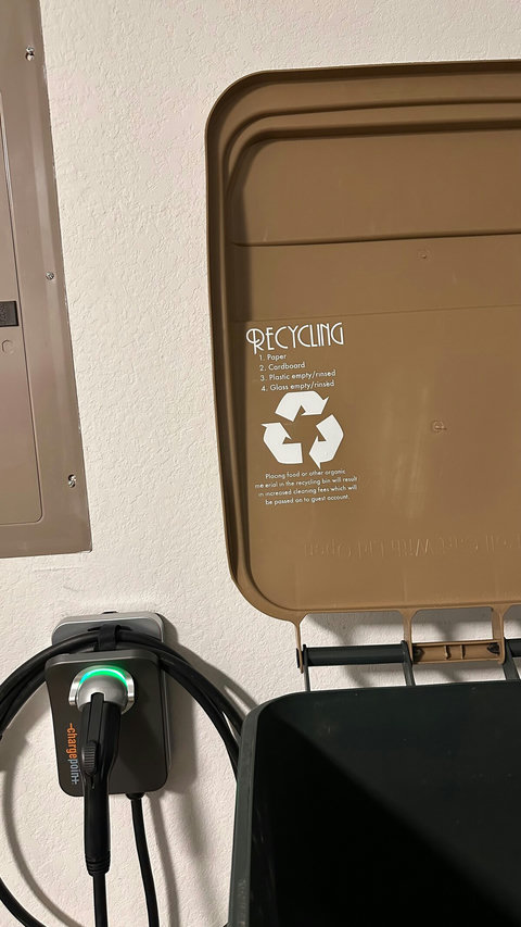 Trash and recycle bins located in garage.  Need to be taken to the curb on Wednesday and brought in on Thursday.  (Please let the host know if you aren’t able to help with this so we can plan to help!)
