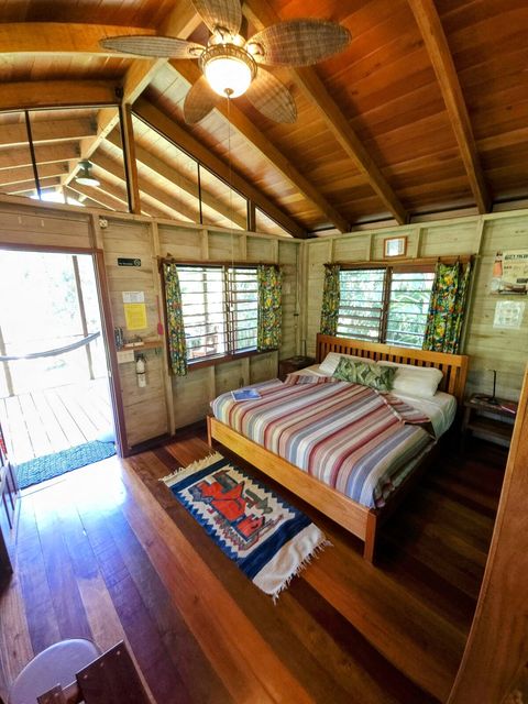 King Bed, 2 night stands with lights, Mahogany Ceiling, Mixed hardwood floors, fully screened.