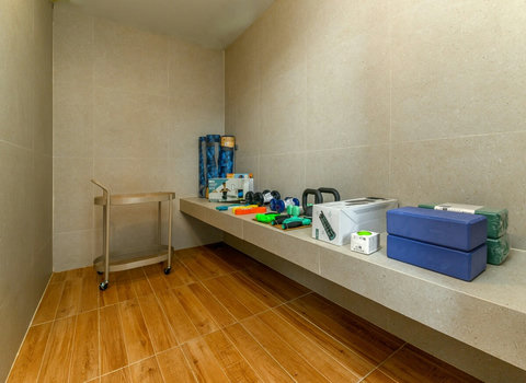 Yoga Mats, Foam Roller, Dumbbells, Jumping ropes and Resistance bands at your disposal