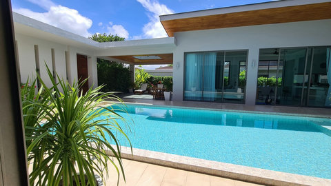 48.5m² Pool