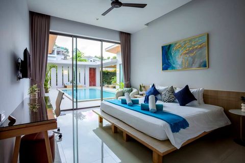 Superior King Master Bedroom 2