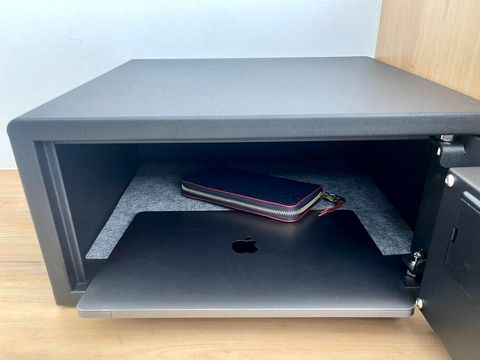 Large Safe: Contains a 15-inch Laptop