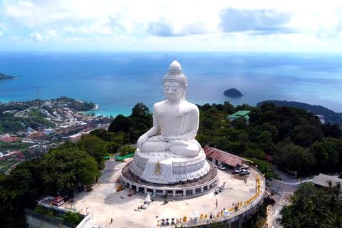 The Majestic Big Buddha