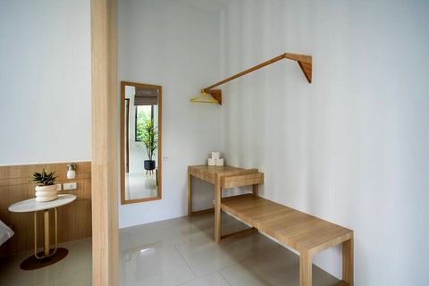 Superior King Master Bedroom 2