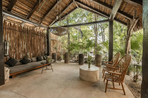 Lobby entrance and waiting area