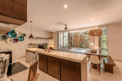 Fully sliding doors for a indoor outdoor living space