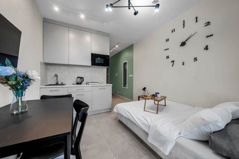 Living room with TV | Book Now with RENTUJEMY.COM