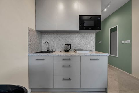 Kitchen| Book Now with RENTUJEMY.COM
