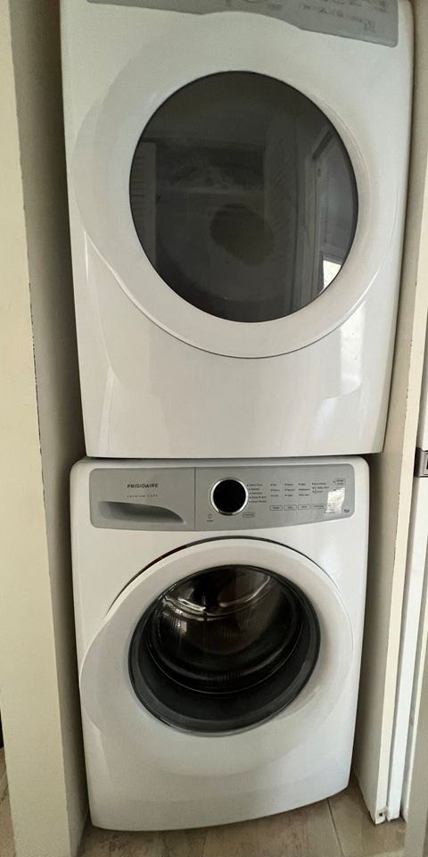 Washer and dryer 