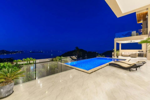 "Dusk Delight: Experience the tranquility of nightfall and the spectacular vista."