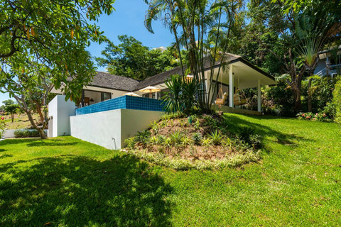 Villa exterior with green garden (NOTE: Construction underway on adjacent field - not current, new pictures coming soon)