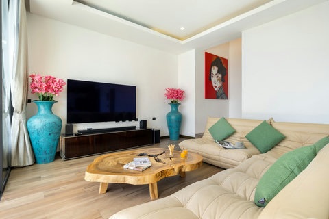 Stylish living room with smart TV and designer decor at Villa Yoco Koh Samui